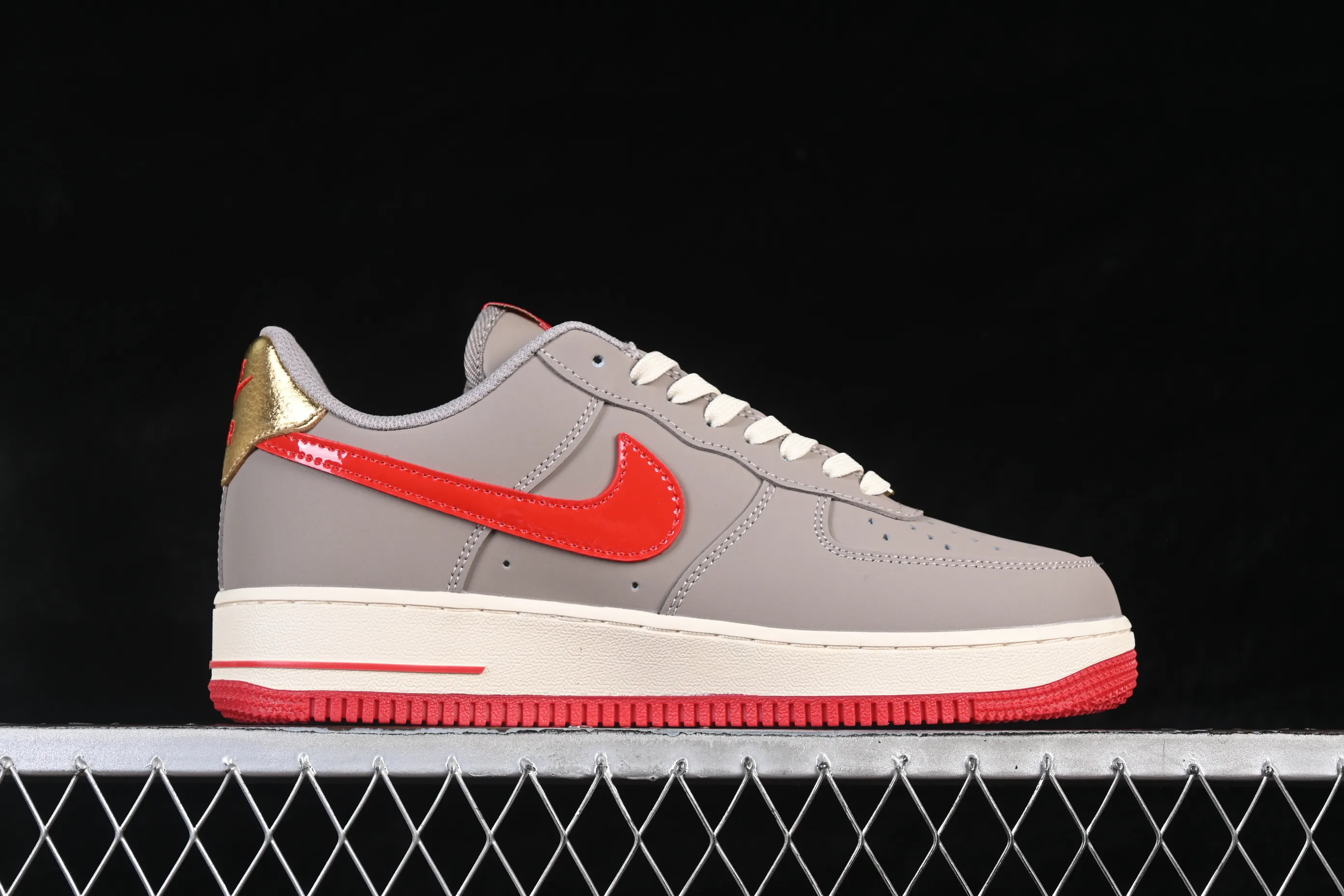 All Categories Nk Air Force 1 Air Force Series Nk Air Force 1 Low Air Force Low Nike Air Force 1'07 Low Tuff Red Gold Air Force One Low Casual Shoes NH0601-527